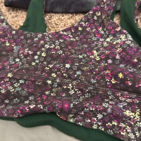 Lot of 5 lululemon reversible align bra size 12 - Picture 3 of 6